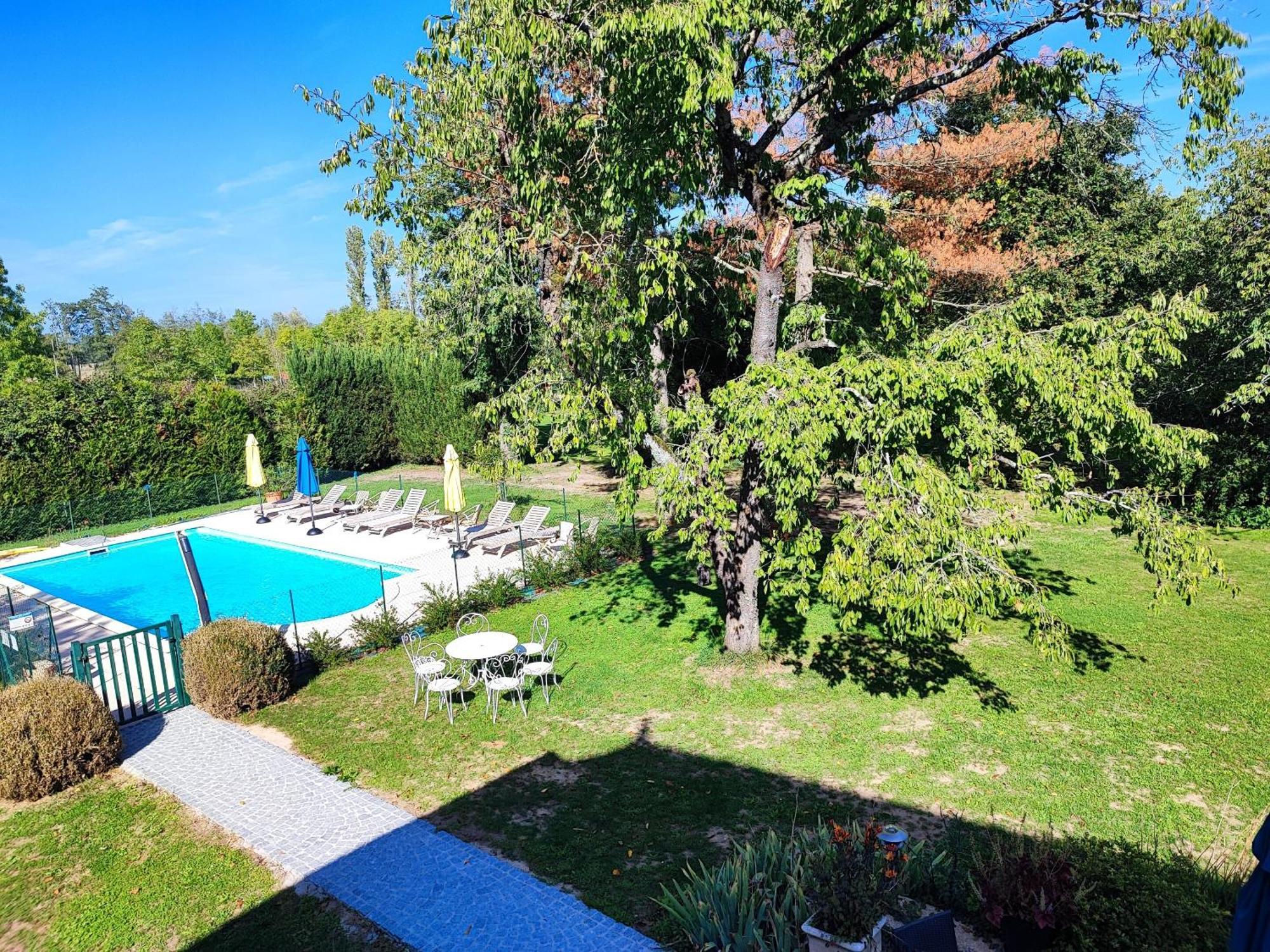 Bed and Breakfast La Dominotte à Demigny Extérieur photo