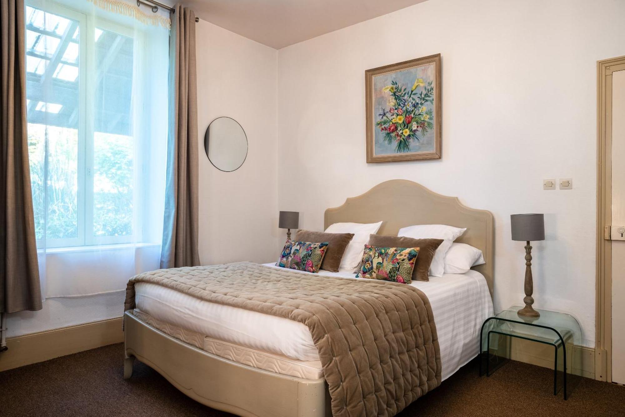 Bed and Breakfast La Dominotte à Demigny Chambre photo