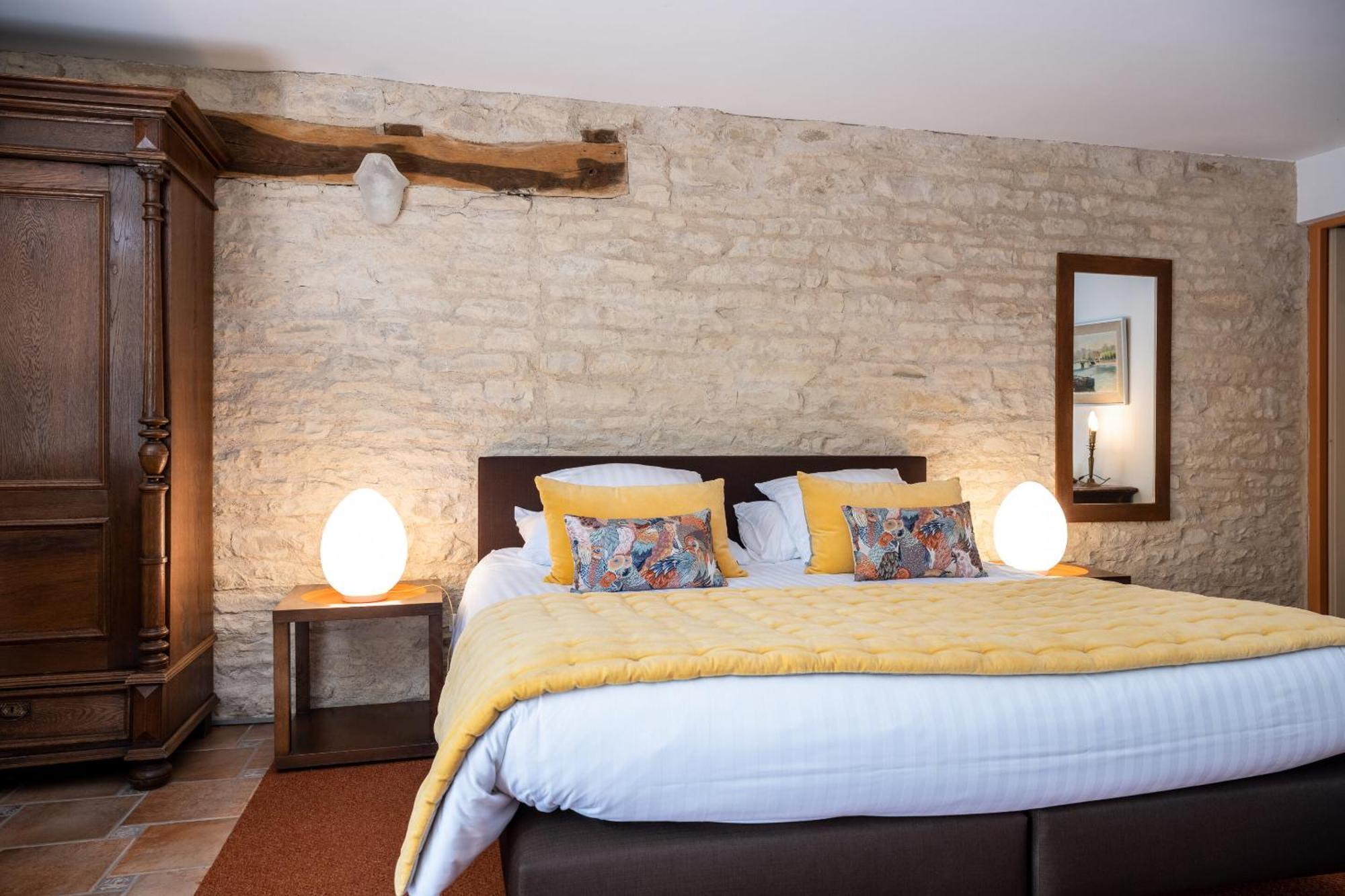 Bed and Breakfast La Dominotte à Demigny Chambre photo